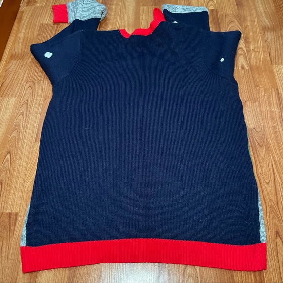 Festive Santa Sweater - Navy and Gray Outdoor Santa Men’s Large - Picture 2 of 7